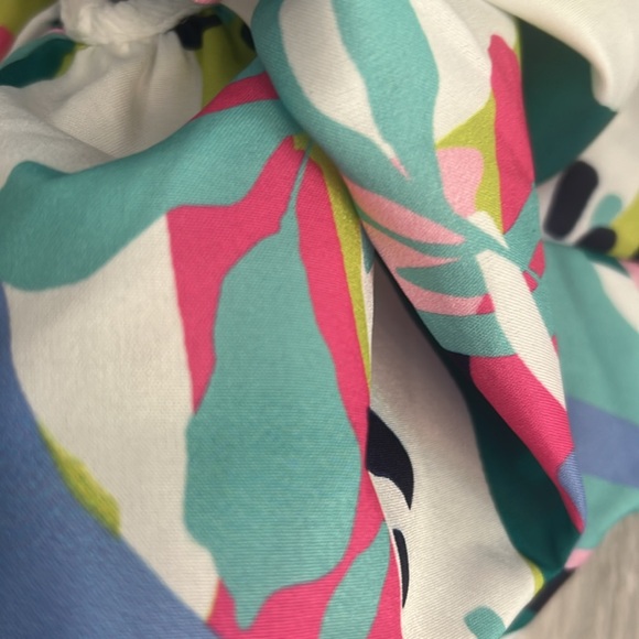 GORGEOUS Boutique THML Blouse 😍 NEW Large - Picture 4 of 6